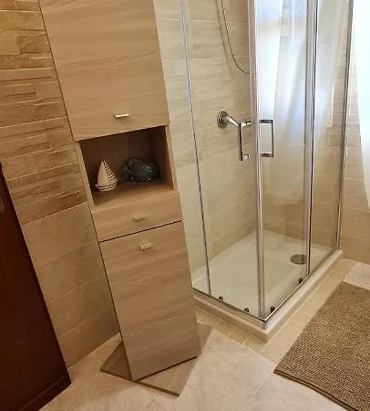 House Tra Mare E Montagna Hébergement de vacances