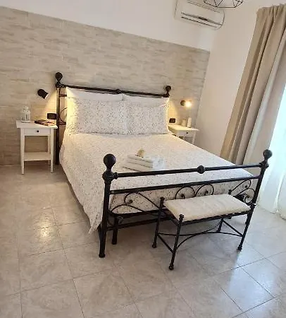 House Tra Mare E Montagna Ferienhaus Castiadas