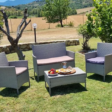 House Tra Mare E Montagna Holiday home